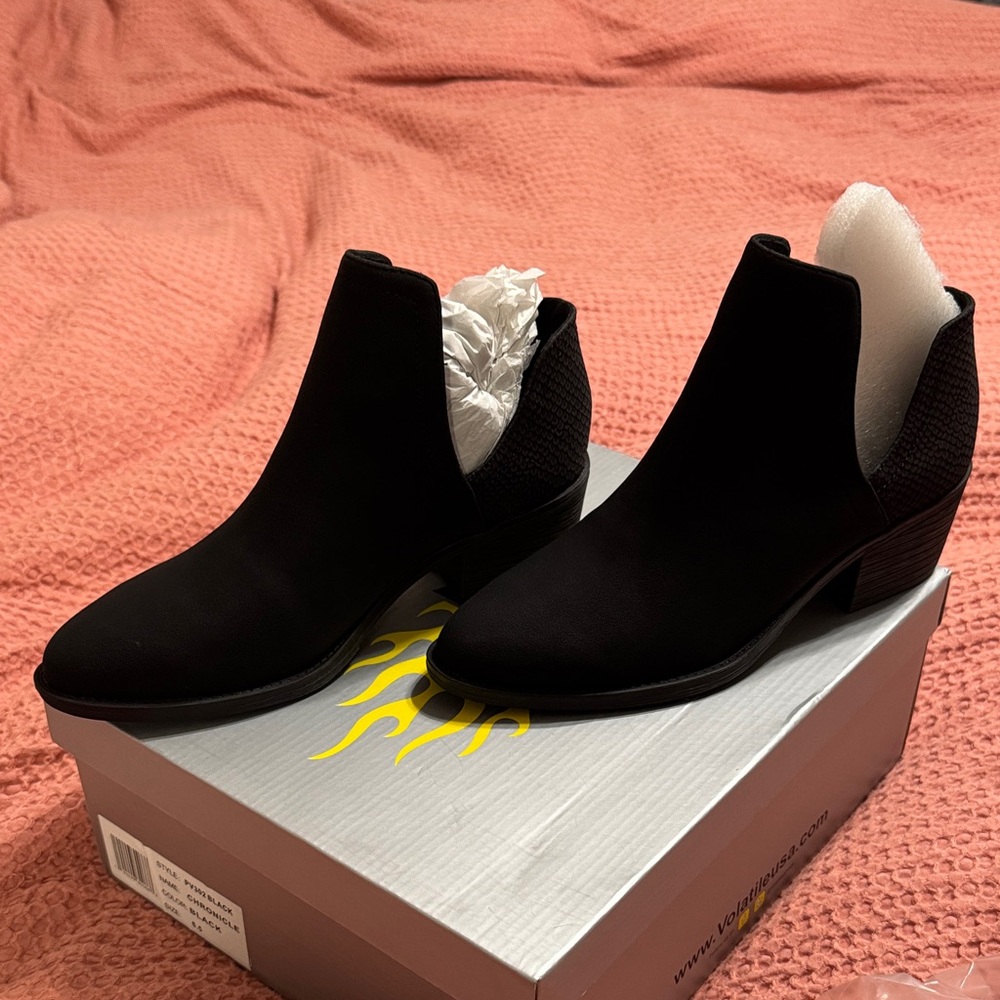 Volatile Black Chelsea Ankle Booties